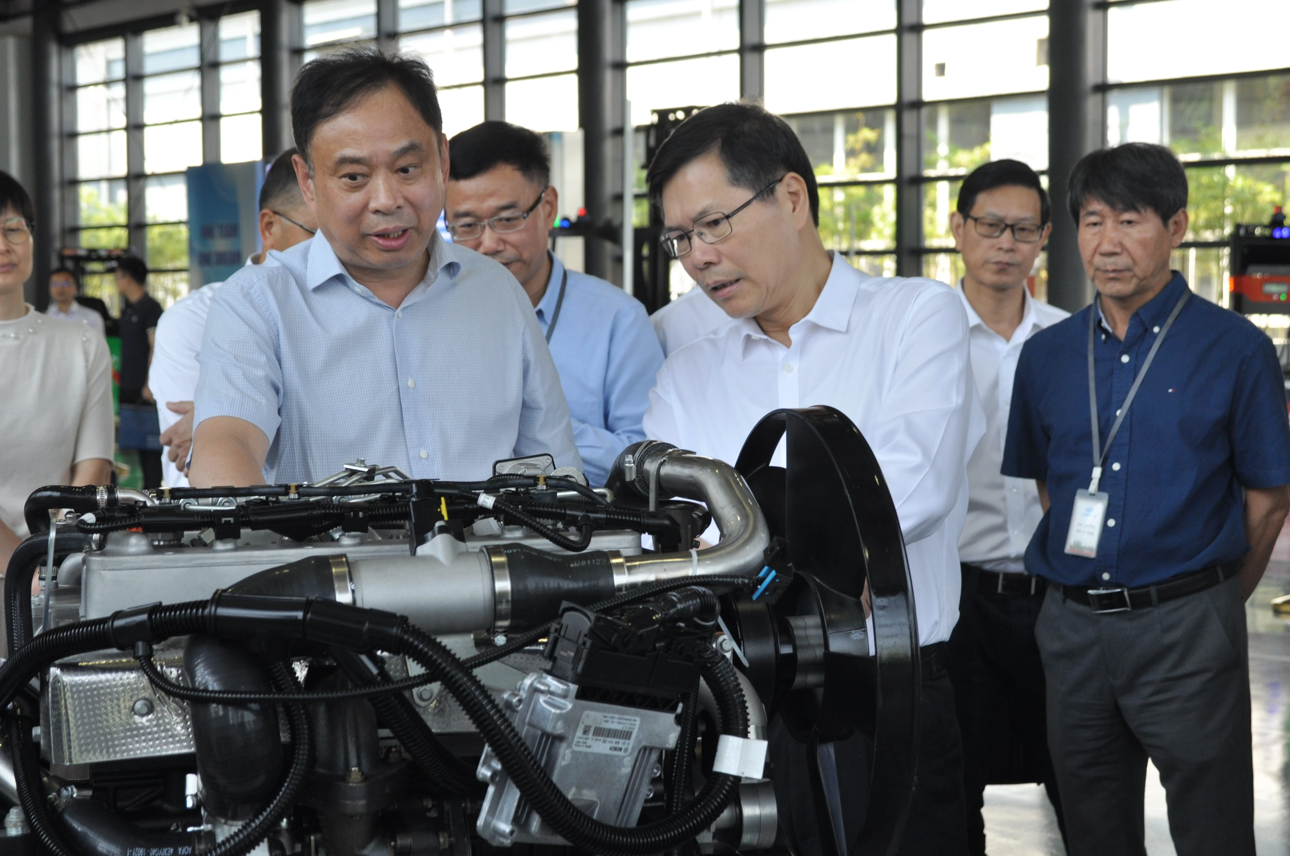 杭州市市长徐立毅走访调研杭叉集团