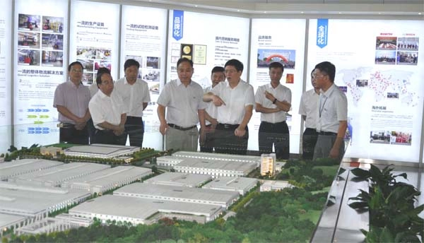 浙江省委常委、组织部长黄建发赴杭叉集团调研