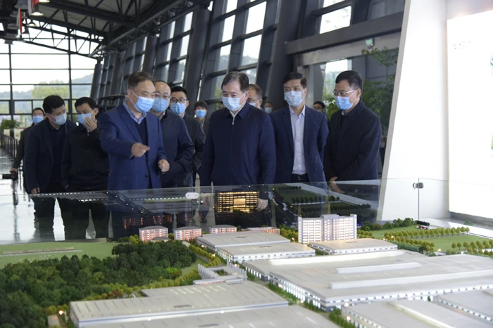 杭州市委副书记、代市长刘忻调研杭叉集团