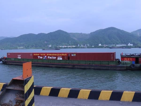 “杭叉号”海河联运班轮成功首航，又一精品航线“金名片”