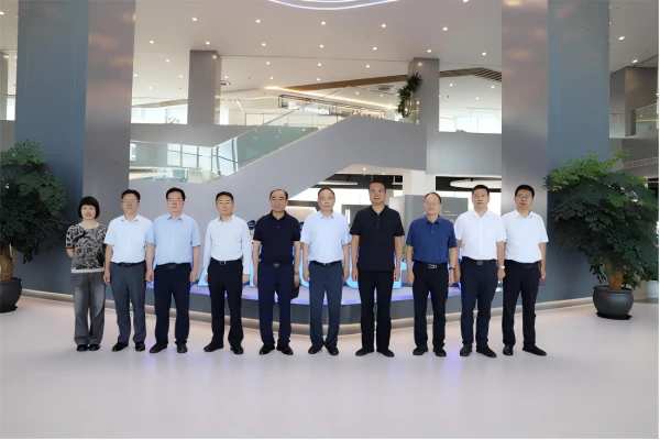 宝鸡市委书记杨广亭调研杭叉集团