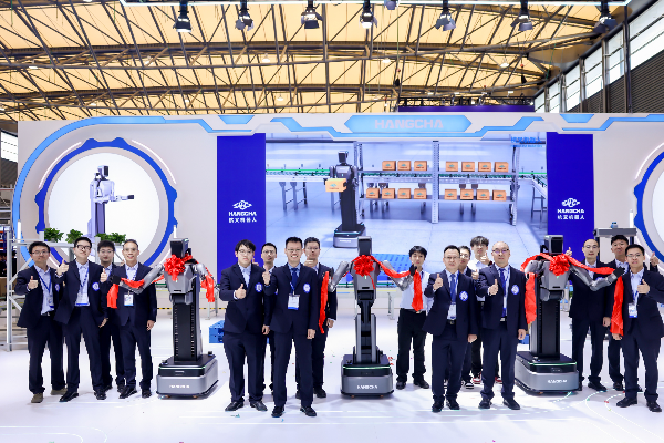 智慧物流 杭叉领创 ——杭叉集团在上海CeMAT ASIA 2025发布杭叉首款物流人形机器人，引领智慧物流新纪元