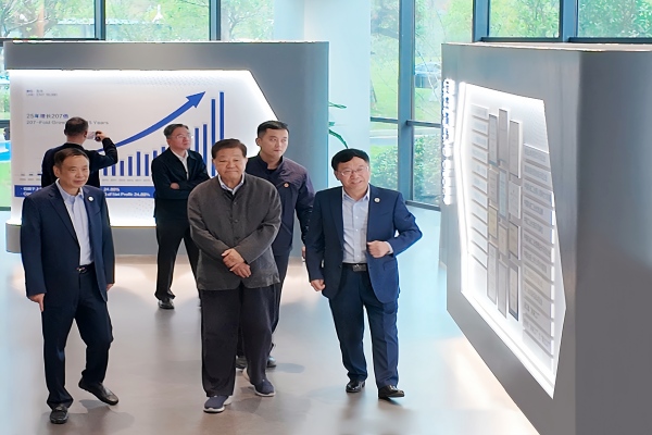 中央政治局原常委、全国政协原主席贾庆林调研杭叉集团